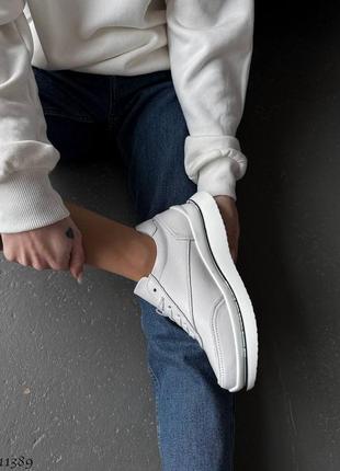 Белые натуральные кожаные классические кроссовки на каждый день толстой подошве кожа10 фото