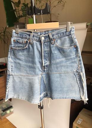 Upcycling юбка из джинсов легендарных levi’s 501