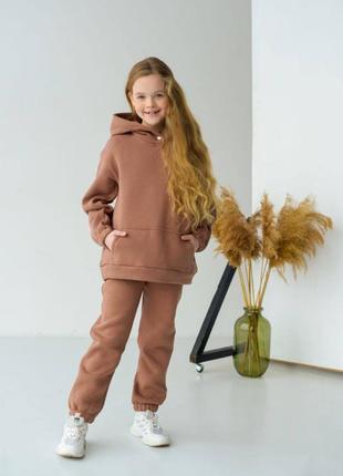 Костюм спортивный не кашлатится теплый детский из family look из трехнитки пинье на флисе коричневый1 фото