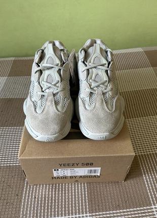 what to wear with yeezy blue tint paint color salt