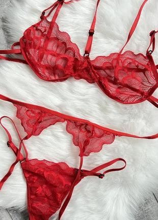 Еротична інтимна жіноча нижня білизна комплект червоний з поясом та підвʼязками2 фото