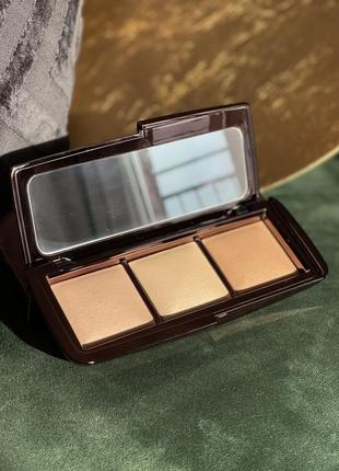 Палетка пудр для обличчя hourglass ambient lighting palette