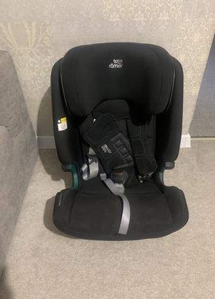 Автомобильное кресло britax