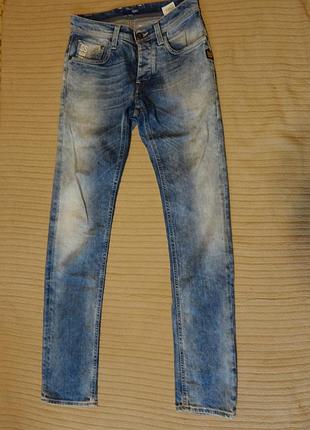 Відмінні вузькі блакитні х/б джинси з выбеленностями g-star raw голландія 28/34 р.
