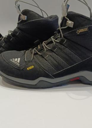 Ботинки adidas terrex