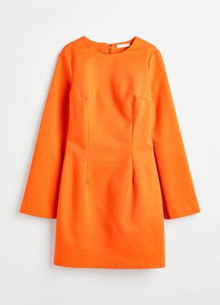 Оранжевое платье по фигуре с красивым рукавом от h&amp;m