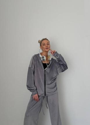 Трендовый женский велюровый спортивный прогулочный костюм: широкие брюки + зоп худи7 фото