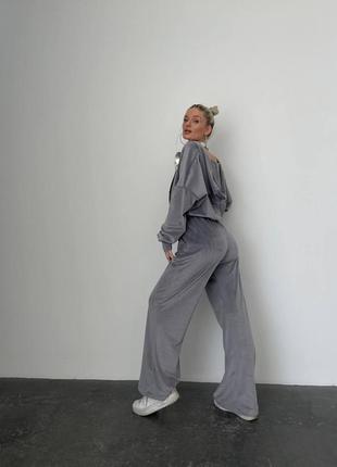 Трендовый женский велюровый спортивный прогулочный костюм: широкие брюки + зоп худи8 фото
