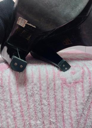 Ellenka лаковые сапожки сапоги черные женские сапожки на каблуке 35 размер демисезон весна осень7 фото