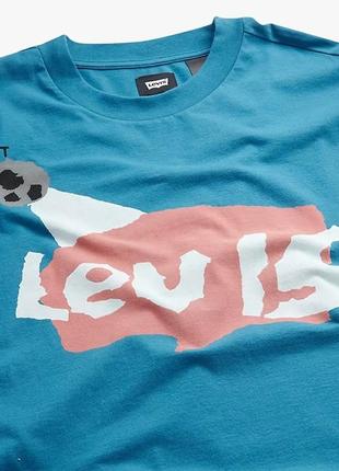 Графическая футболка levi's skate box !5 фото