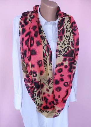 Шарф-снуд жіночий весна-осінь леопардовий принт без бренду 160х73 см малиновий9 фото