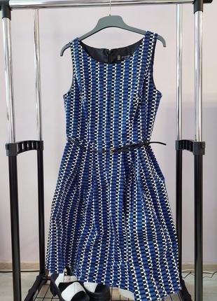 Розпродаж! красива сукня principles