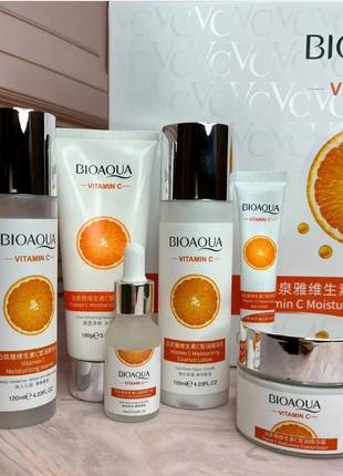 Подарочный набор косметики bioaqua vitamin c8 фото