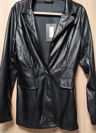 Трендовый кожаный приталенный блейзер пиджак plt удлиненный р 442 фото