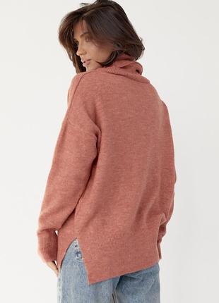 Женский свитер oversize с разрезами по бокам2 фото
