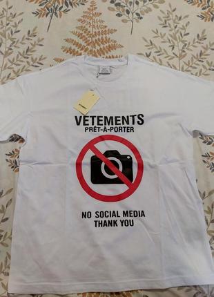 Футболка vetements antisocial