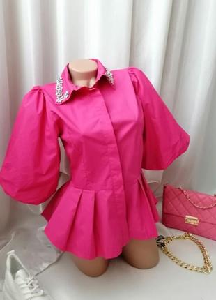 Мега стильная яркая крутая блуза розового цвета фуксия вышита камнями и жемчугом6 фото