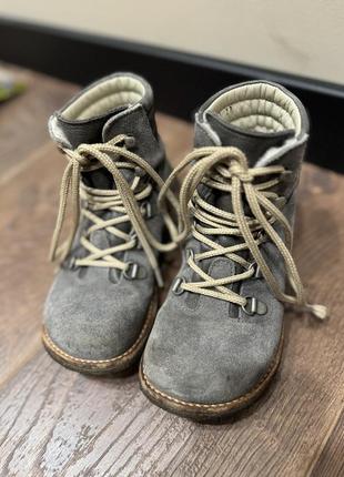 Зимові теплі шкіряні замшеві чоботи черевики на шнурівці 28 р сірі