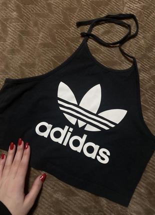 Топ adidas