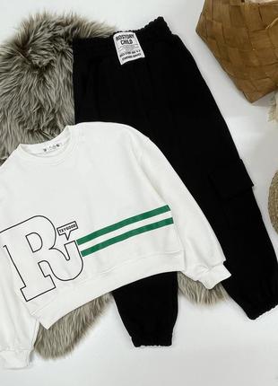 Весняний костюм, джогери та світшот