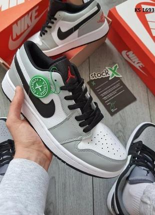 Чоловічі кросівки nike air jordan1 фото