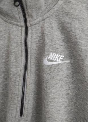 Сірий світшот серый укороченный свитшот с вышитым лого от nike5 фото