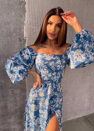 Сукня міді з розрізом в квіти