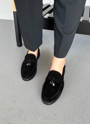 Лофери туфлі жіночі замшеві, чорні7 фото