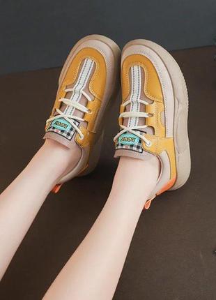 Кроссовки женские обувь сникерсы с мягкой высокой подошвой и теплой подкладкой 38 бежево желтые