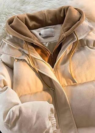Пуховик женский зимний оверсайз теплый на молнии с карманами с капишоном качественный трендовый бежевый2 фото