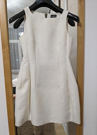 Платье которое держит форму, идеал