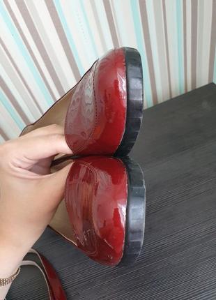 Кожаные туфли на каблуке бордовые марсала3 фото