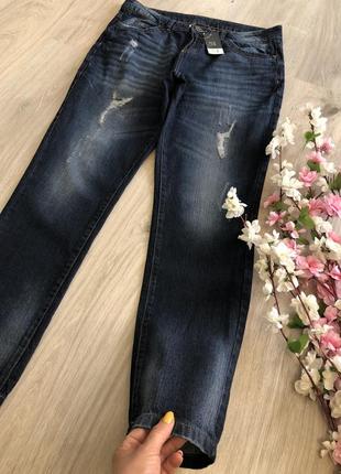 Жіночі рвані джинси, джинси з потертостями