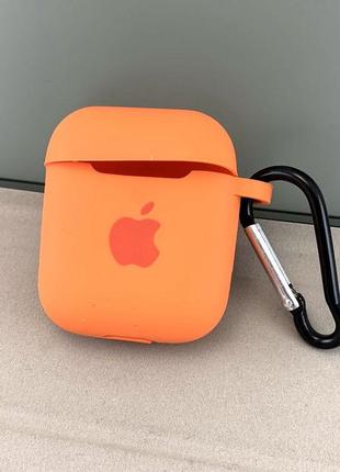 Чехол для airpods silicone case с карабином папая