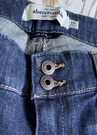 Фірмові джинсові шорти бриджі на хлопчика підлітка 14-16 років від американського бренду abercrombie & fitch6 фото