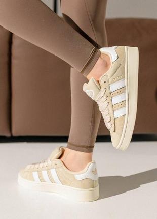 Жіночі кросівки adidas originals campus beige white