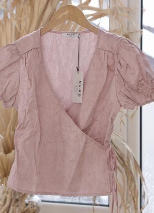 Блуза на запах  ☑️виробник - na-kd ☑️розмір - s ☑️колір - пудра1 фото