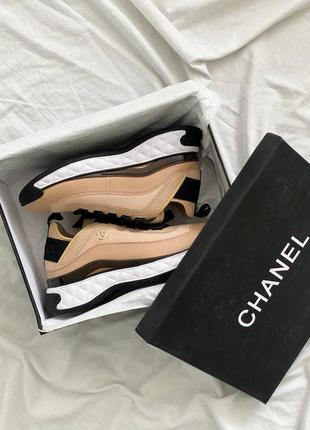 Женские кожаные кроссовки chanel sneakers black/white beige шаннель кроссовки текстиль + кожа наложка3 фото