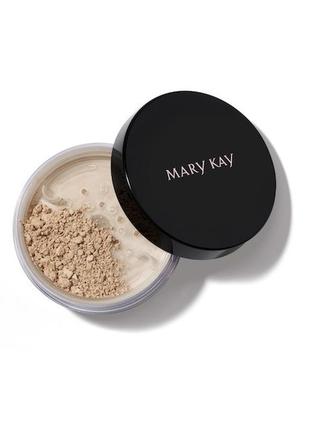 Шовковиста розсипна пудра нейтральний світлий 2 / medium ivory 2  mary kay® (мері кей) 8 г