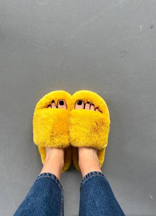 Пушистые домашние тапочки