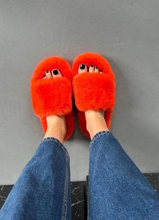 Пушистые домашние тапочки