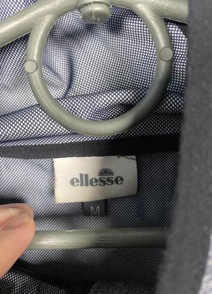 Чоловіча крута оригінальна вітровка ellesse розмір м4 фото