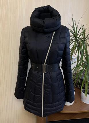 Натуральный брендовый пуховик удлиненная куртка guess размер s