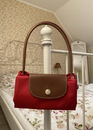 Стильная трендовая сумка longchamp сумочка клатч на плечо красная мини шоппер9 фото