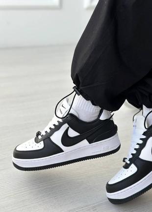 Женские кроссовки tre nike air force 1 low x ambush black/white