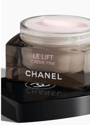 Chanel le lift crème fine, 50 ml, крем для разглаживания и повышения ржавчины кожи лица и шеи – легкая текстура