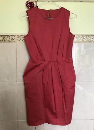 Плаття коралового кольору