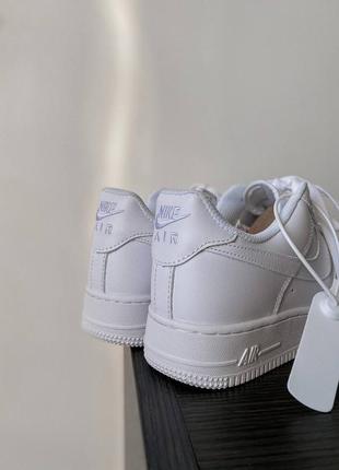 Женские кроссовки nike air force 1 low classic white7 фото