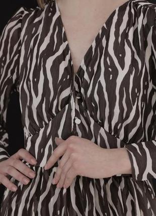 Платье шифоновое длины макси, с шлейфом  ☑️производитель - na-kd ☑️размер - s ☑️цвет - энимал принт3 фото