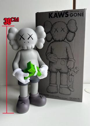 Статуетка kaws